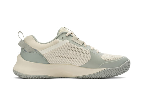 Selkirk Courtstrike men's pickleball shoes in white and grey.