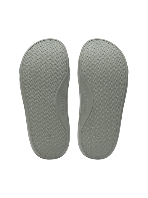 Selkirk pickleball slides shoes in grey.