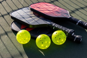 Should you use different paddles for singles and doubles pickleball? Featured Image