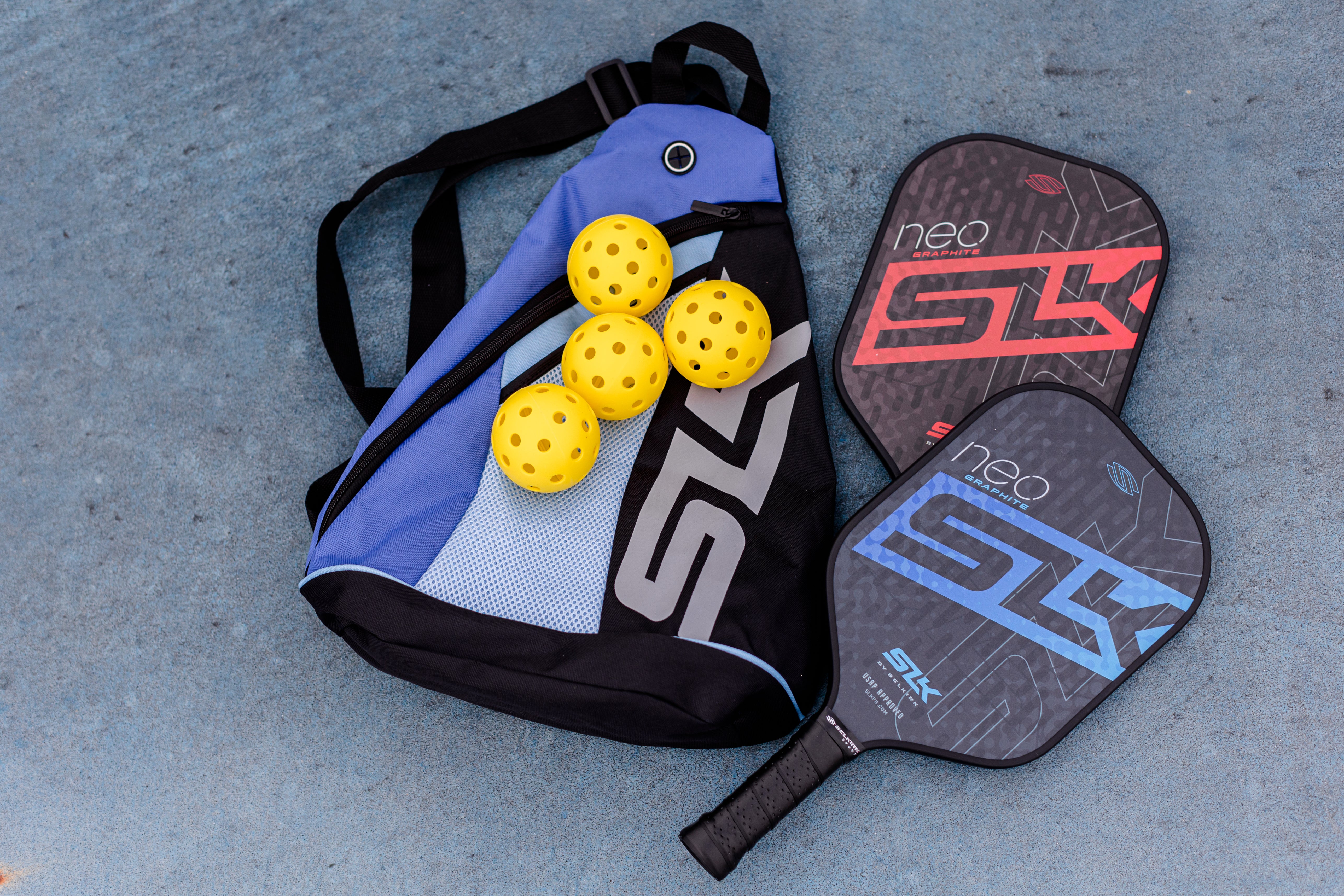 The best pickleball paddle sets for beginners