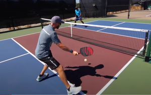 Tips for perfecting your cat and mouse pickleball game Featured Image