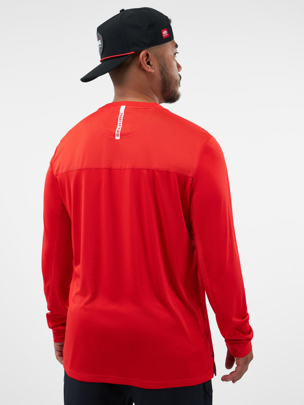 Selkirk Sport Essentials sports-wik men’s long-sleeved performance pickleball t-shirt.