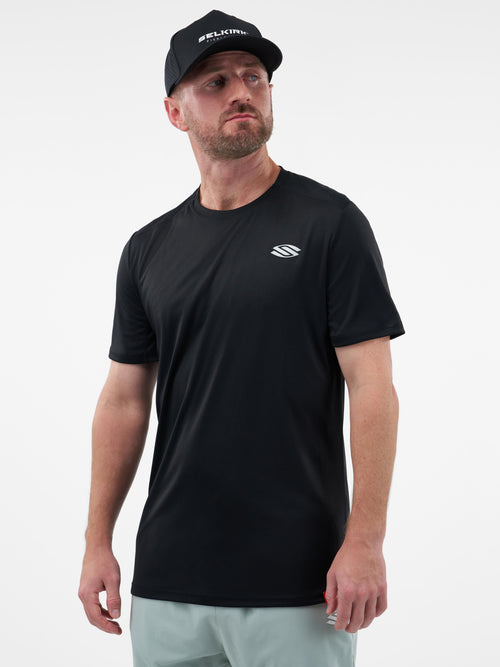 Selkirk Sport Essentials sports-wik men’s short-sleeved pickleball t-shirt.
