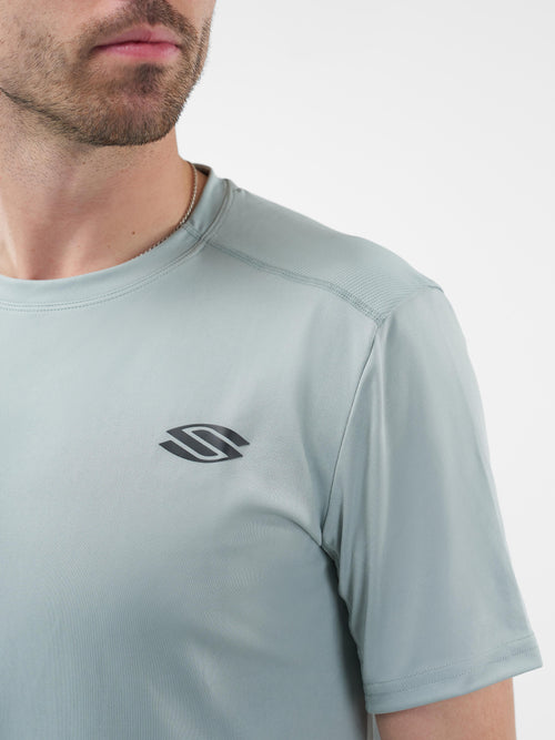 Selkirk Sport Essentials sports-wik men’s short-sleeved pickleball t-shirt.