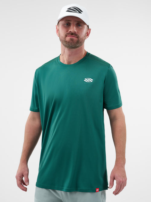 Selkirk Sport Essentials sports-wik men’s short-sleeved pickleball t-shirt.