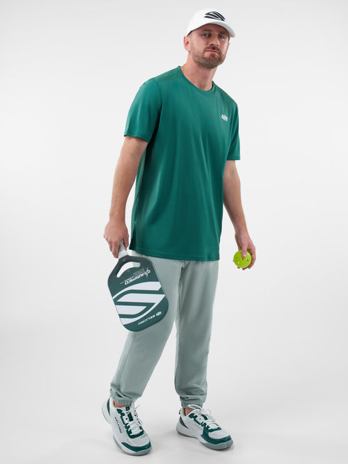 Selkirk Sport Essentials sports-wik men’s short-sleeved pickleball t-shirt.