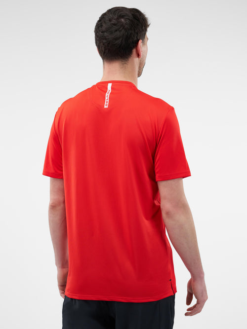 Selkirk Sport Essentials sports-wik men’s short-sleeved pickleball t-shirt.