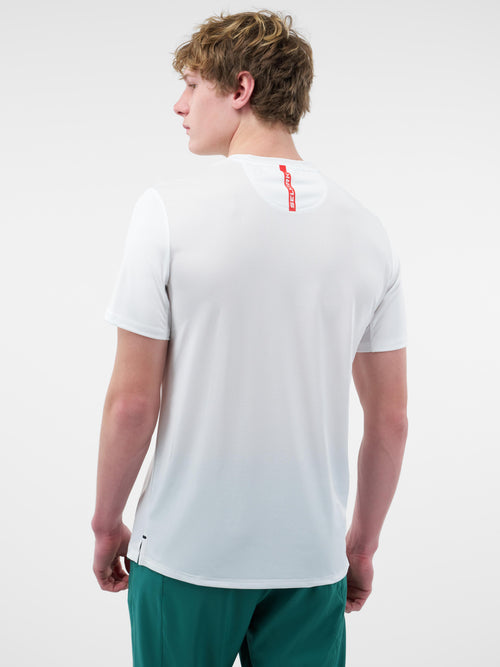 Selkirk Sport Essentials sports-wik men’s short-sleeved pickleball t-shirt.