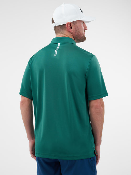 Selkirk Sport Essentials sports-wik men’s short-sleeved pickleball polo shirt.