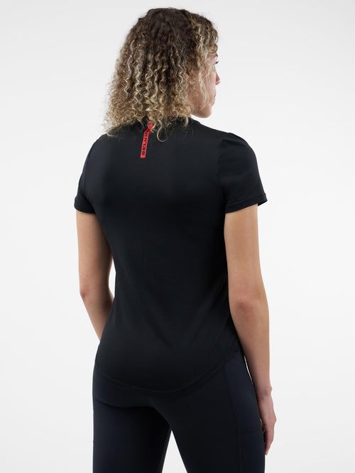 Selkirk women’s Essentials DualSoft short-sleeved pickleball tee shirt.