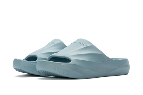Selkirk Podium Pickleball Slides in blue, featuring a sleek design.