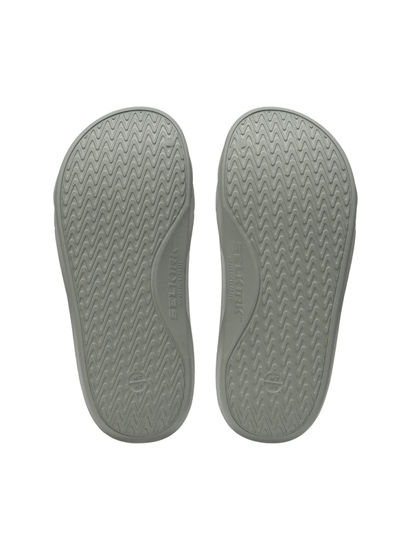 Selkirk pickleball slides shoes in grey.