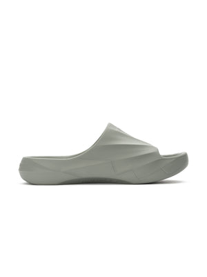 Selkirk pickleball slides shoes in grey.
