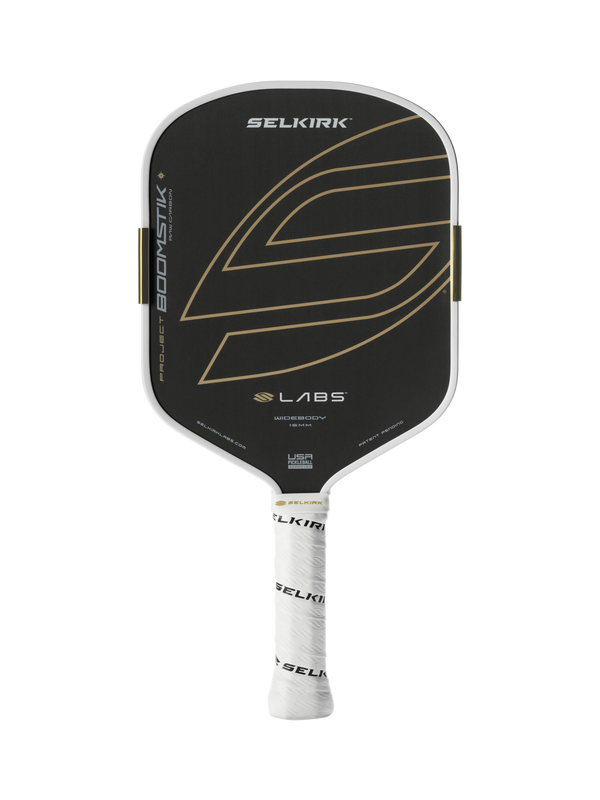 Selkirk paddle face: SELKIRK logo, PROJECT BOOMSTIK®, LABS, WIDEBODY 15MM; SELKIRK on white grip